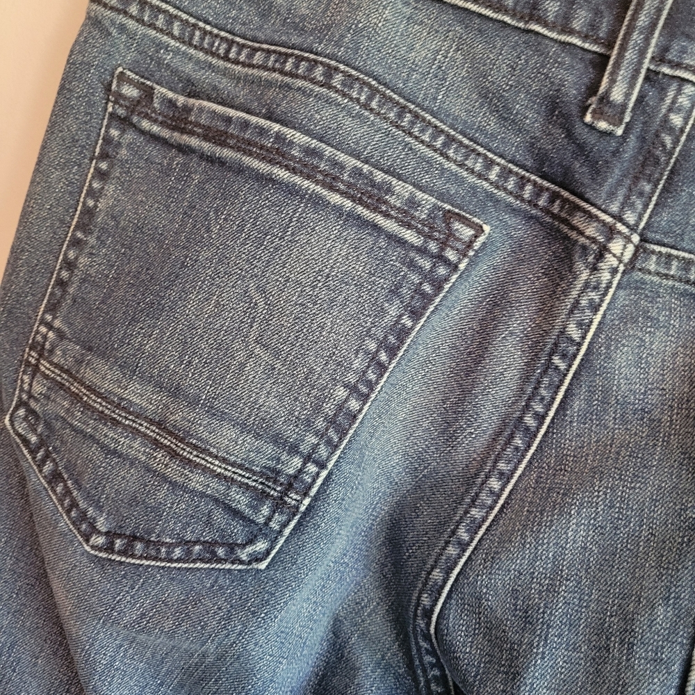 Kenneth Cole Jean - Picture 3 of 6